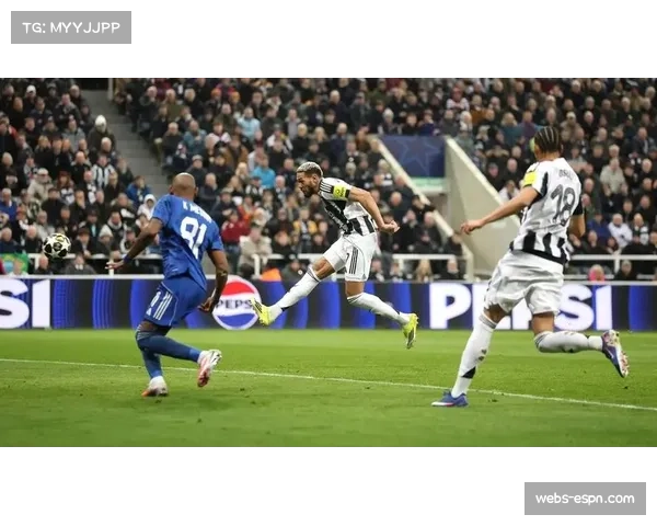 纽卡斯尔联3-2卡拉巴赫,总比分9-3强势晋级